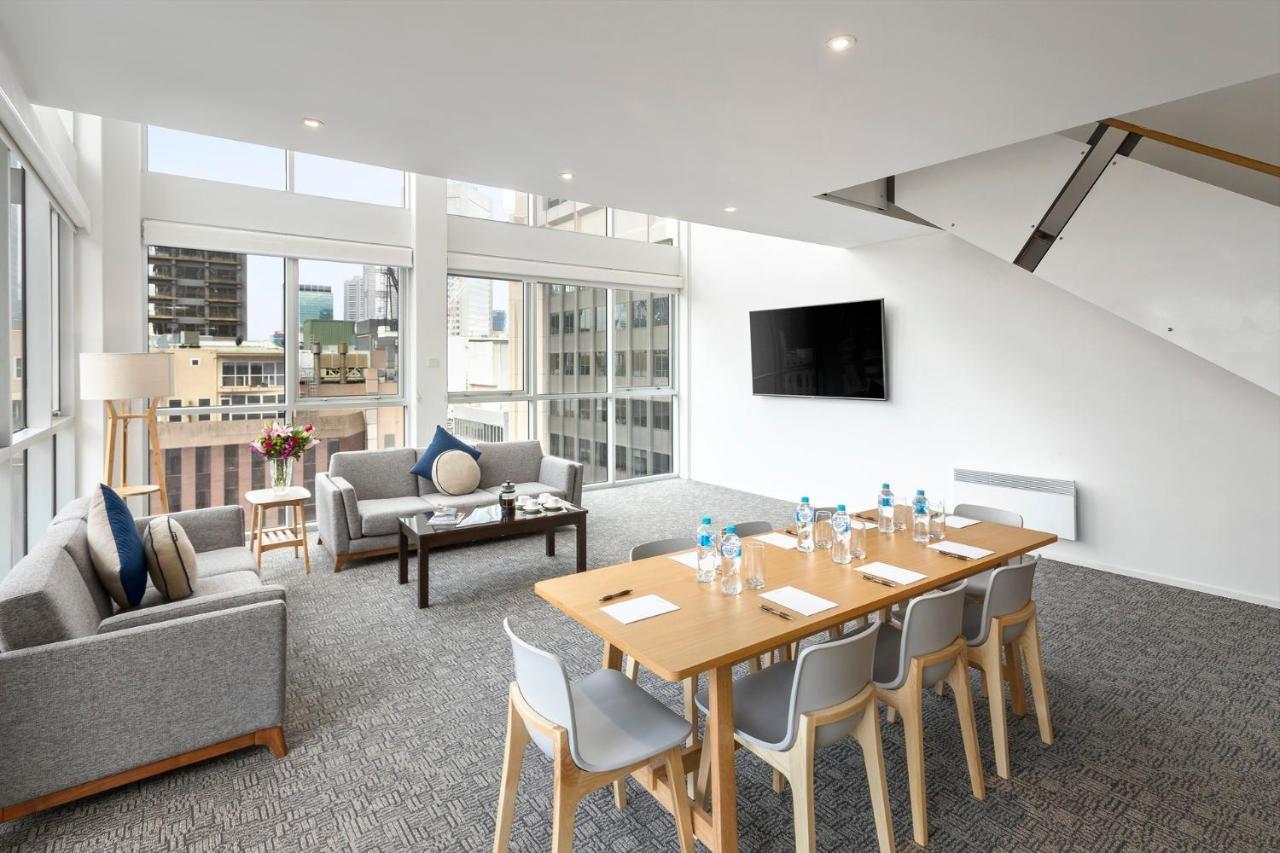 Executive Suite,1019788735:JPEG