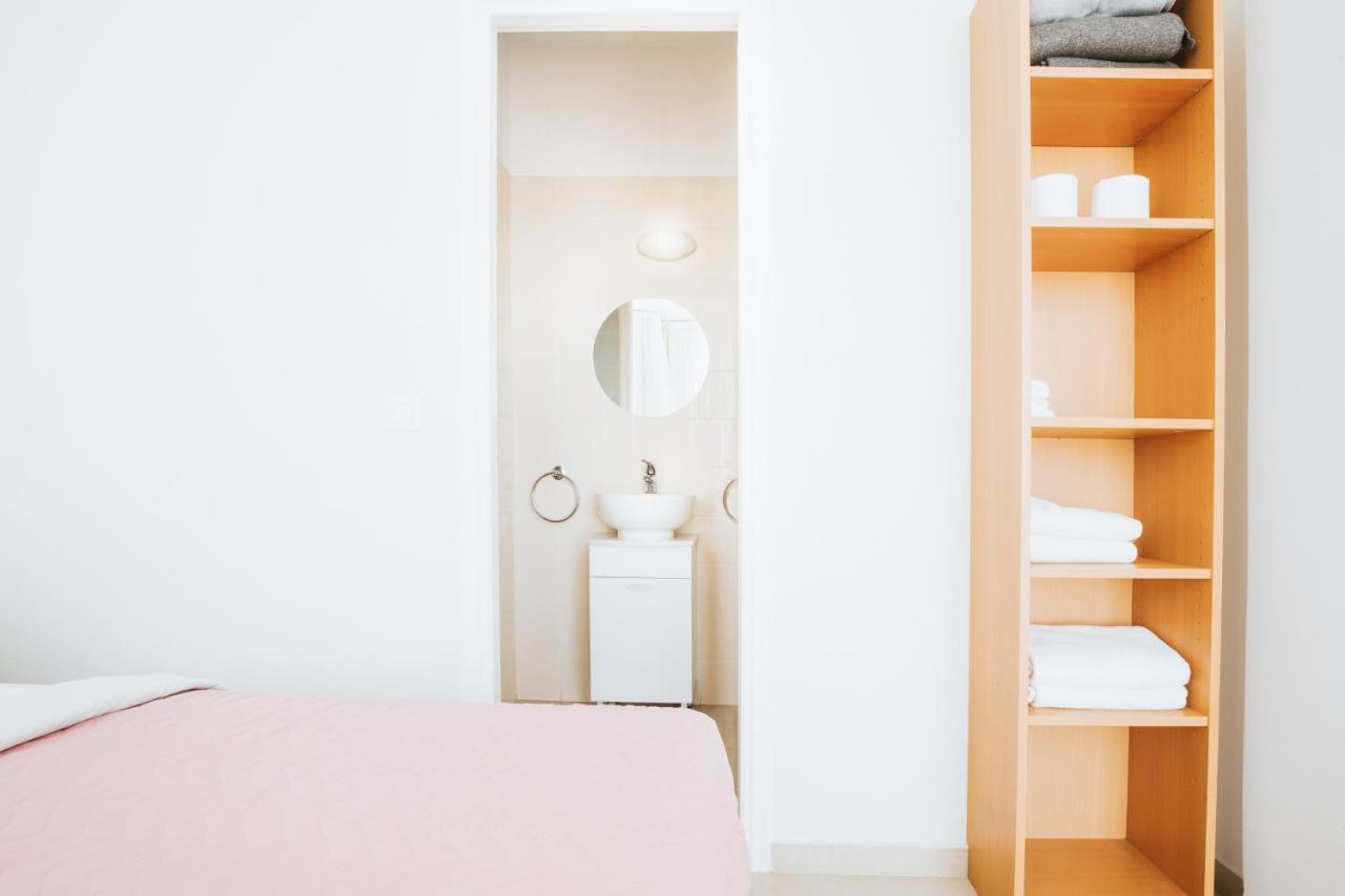 Delux Family Studio with Kitchenette and Balcony,1163374050:JPEG