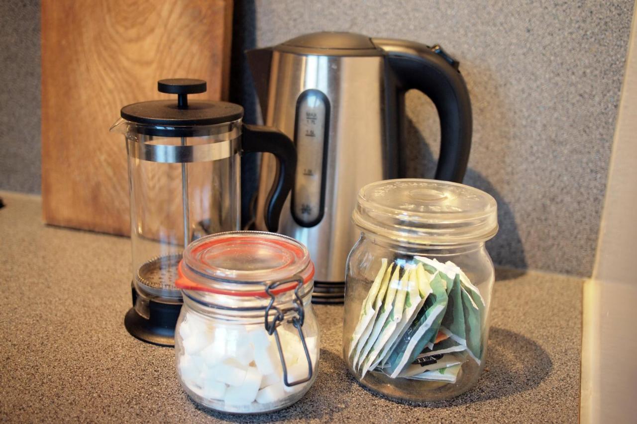 Classic Apartment,1042122970:JPEG