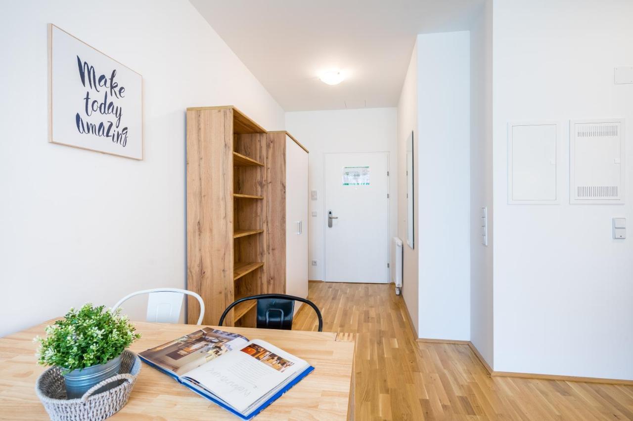 Apartment L