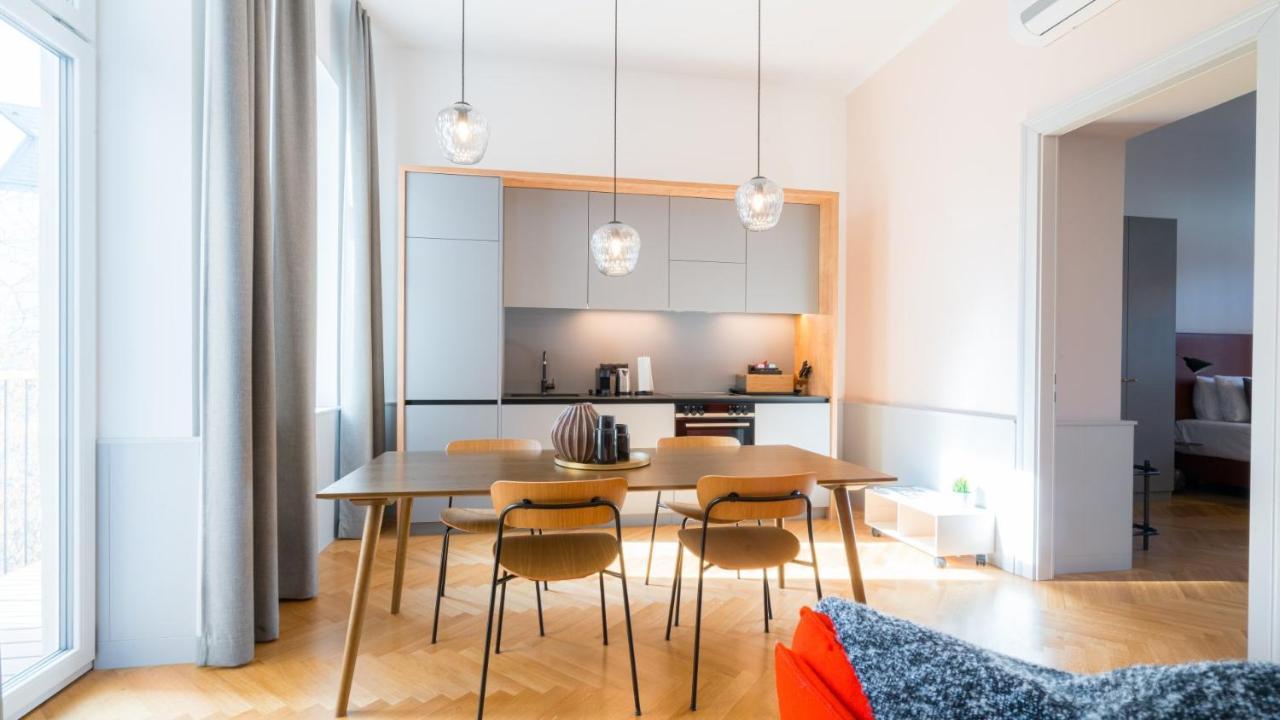 Superior Apartment