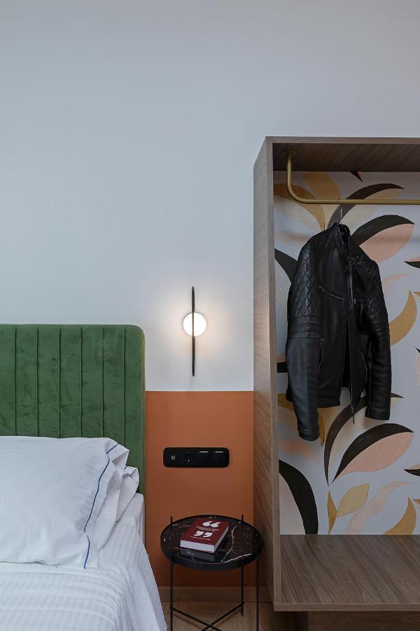 Studio with Sofa Bed,1078638466:JPEG