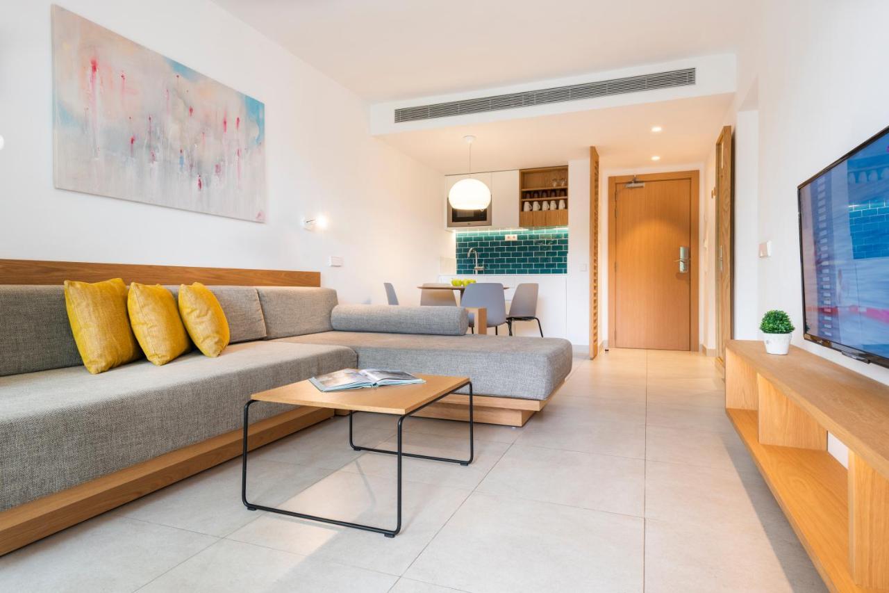 One-Bedroom Family Apartment
