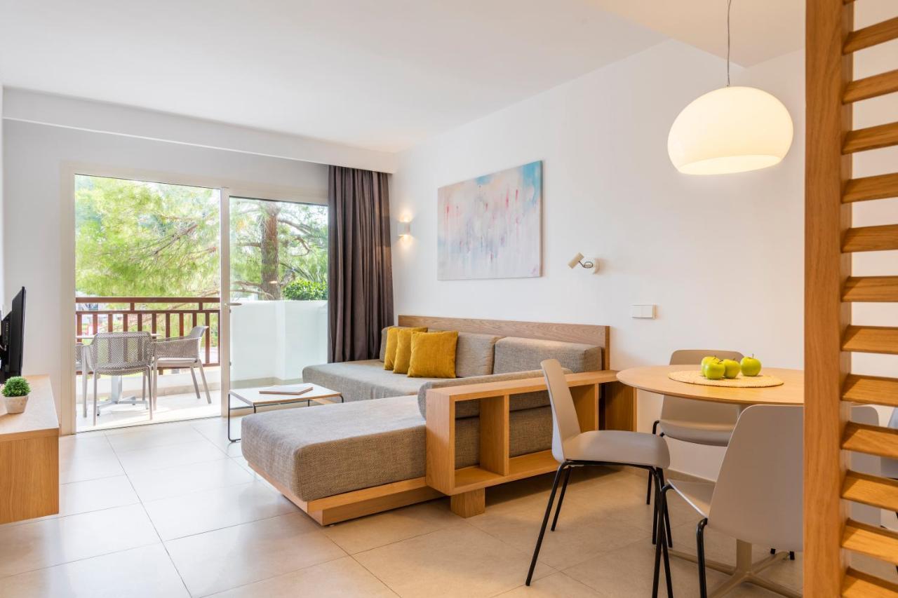 One-Bedroom Family Apartment
