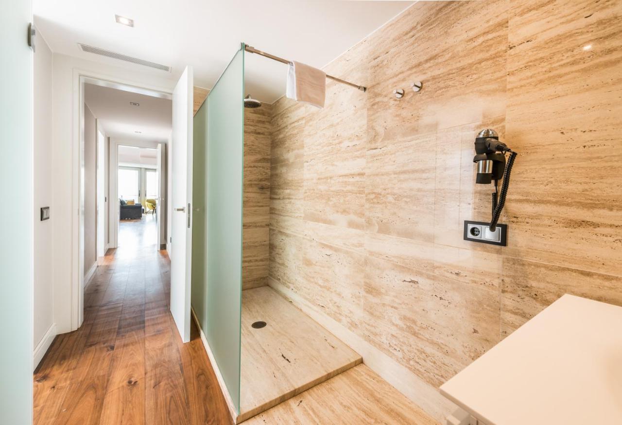 City-View 2 Bedroom Apartment with terrace