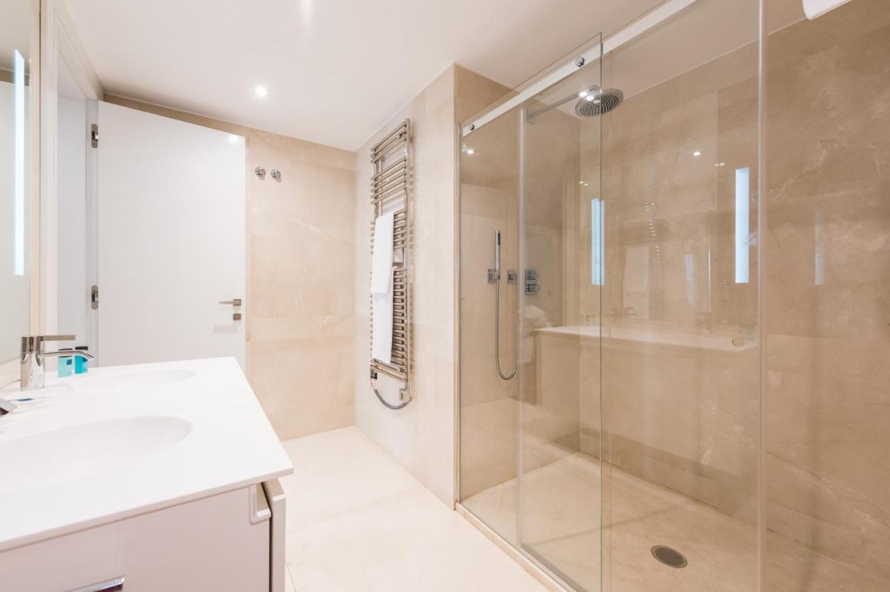 Skyline 4 Bedroom Duplex Apartment terrace