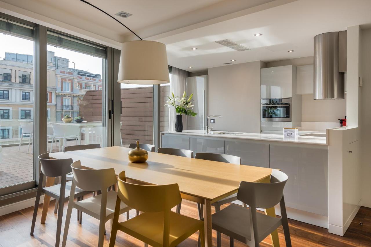 Skyline 4 Bedroom Duplex Apartment terrace