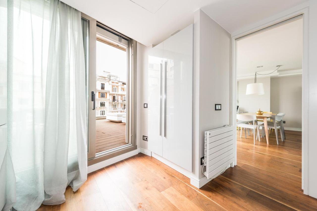 Skyline 3 Bedroom Duplex Apartment terrace