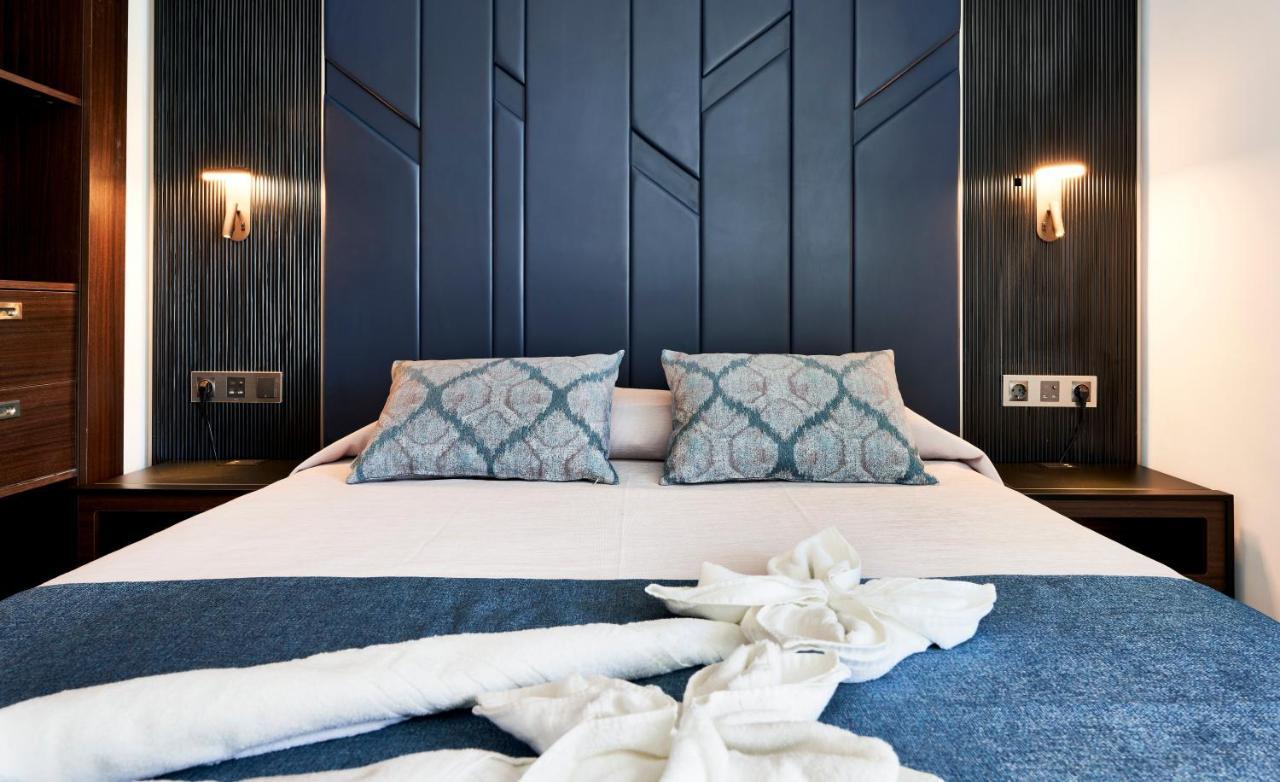Two-Bedroom Apartment Deluxe