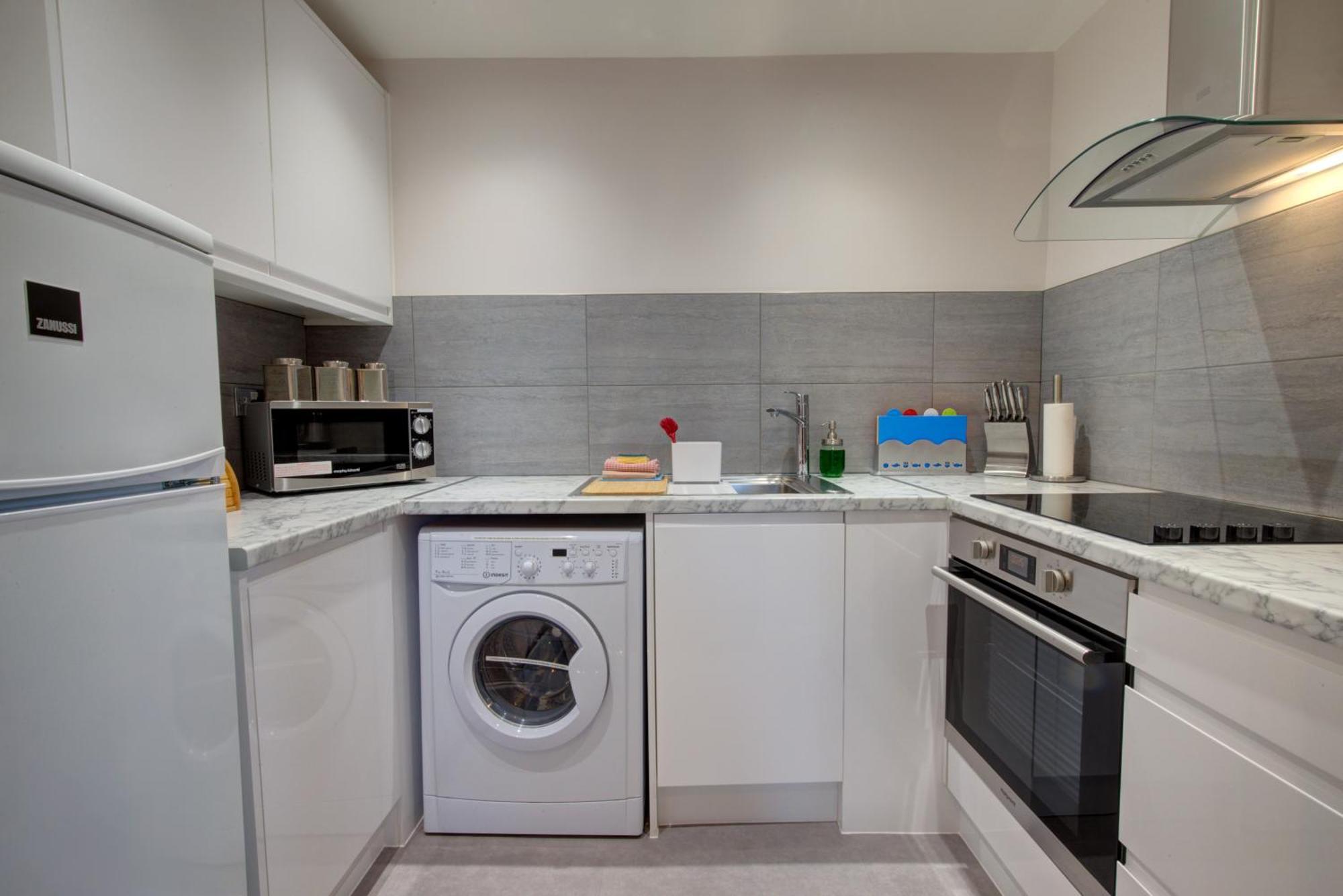 One-Bedroom Apartment,1208701357:JPEG