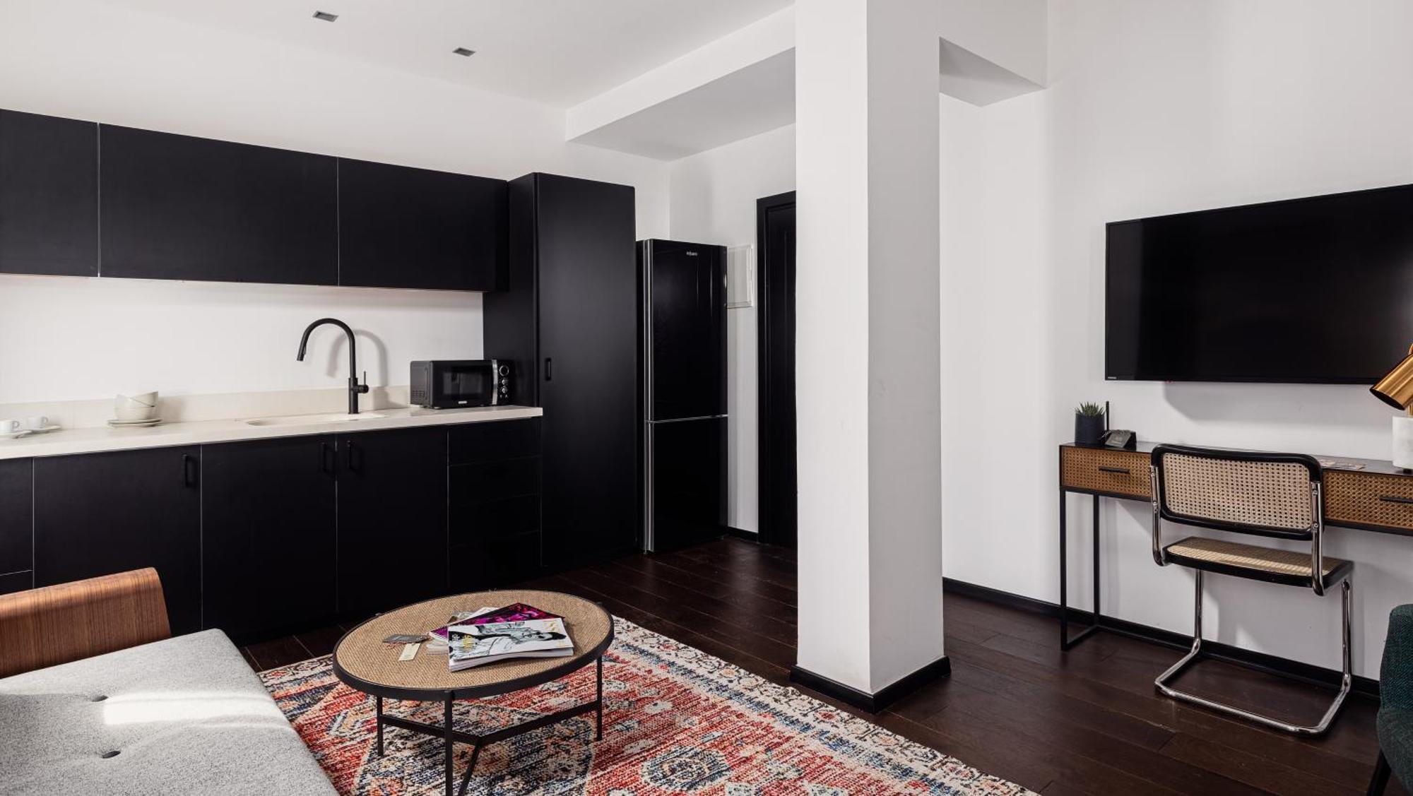 Studio with Kitchenette