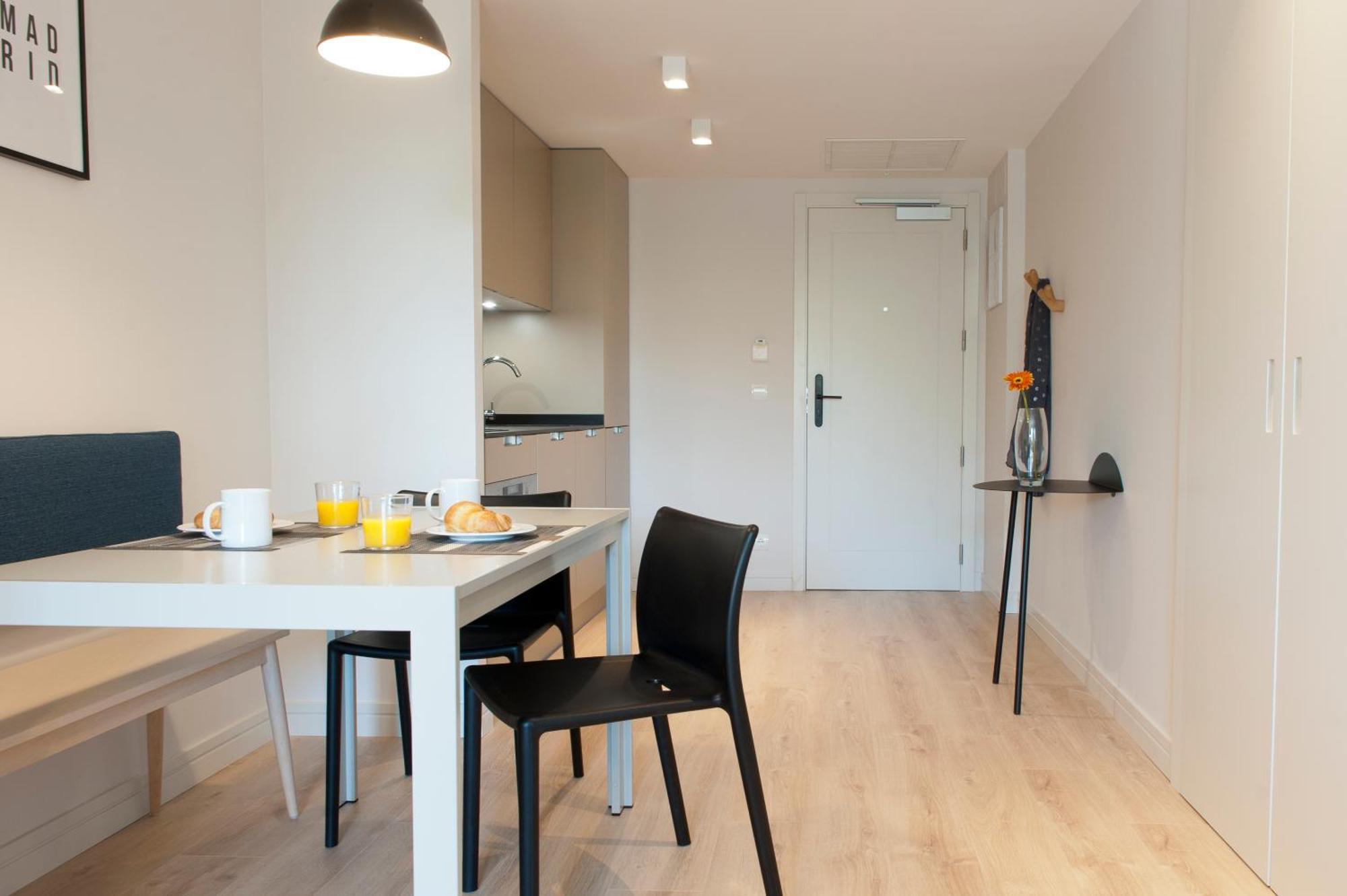 Studio Apartment