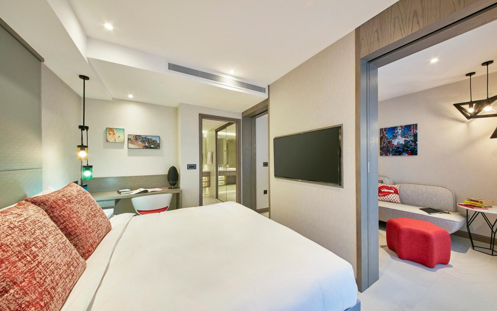 One Bedroom Premier