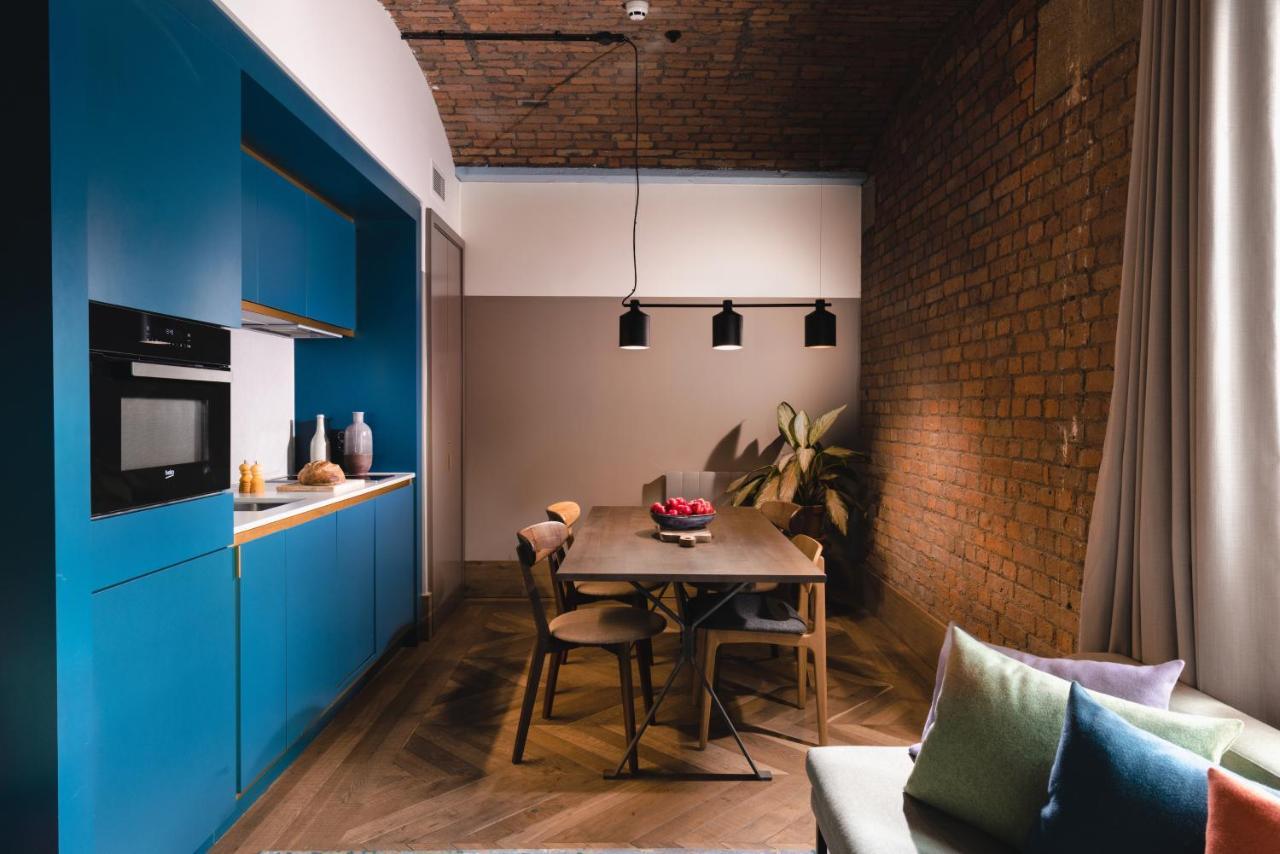 One Bedroom Apartment