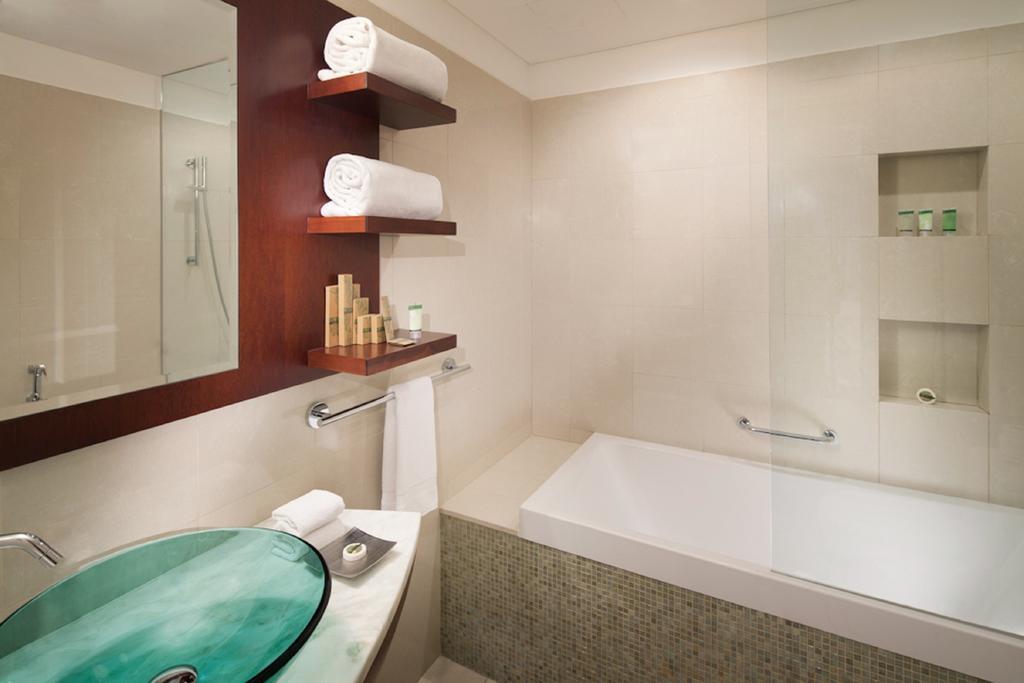 Four Bedroom Duplex Gallery Residence with Private Jacuzzi