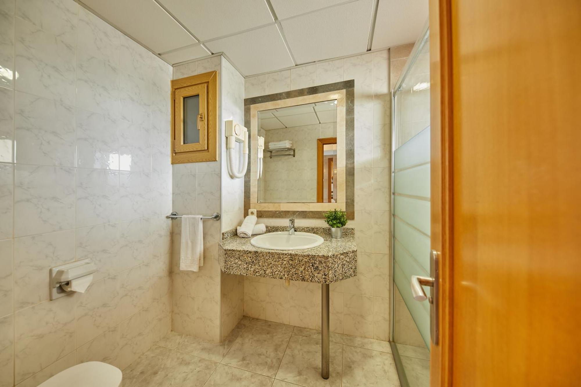 Two-Bedroom Apartment Pool View