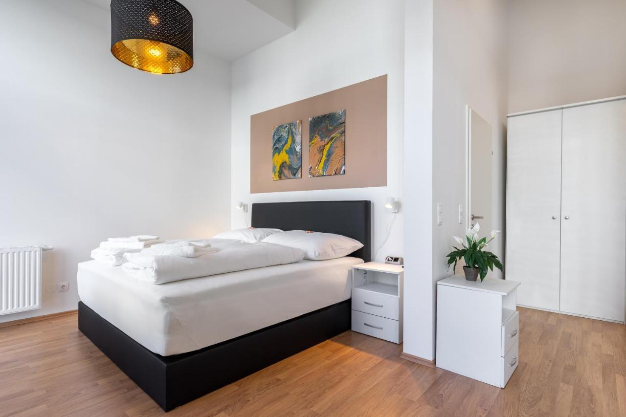 Apartment S