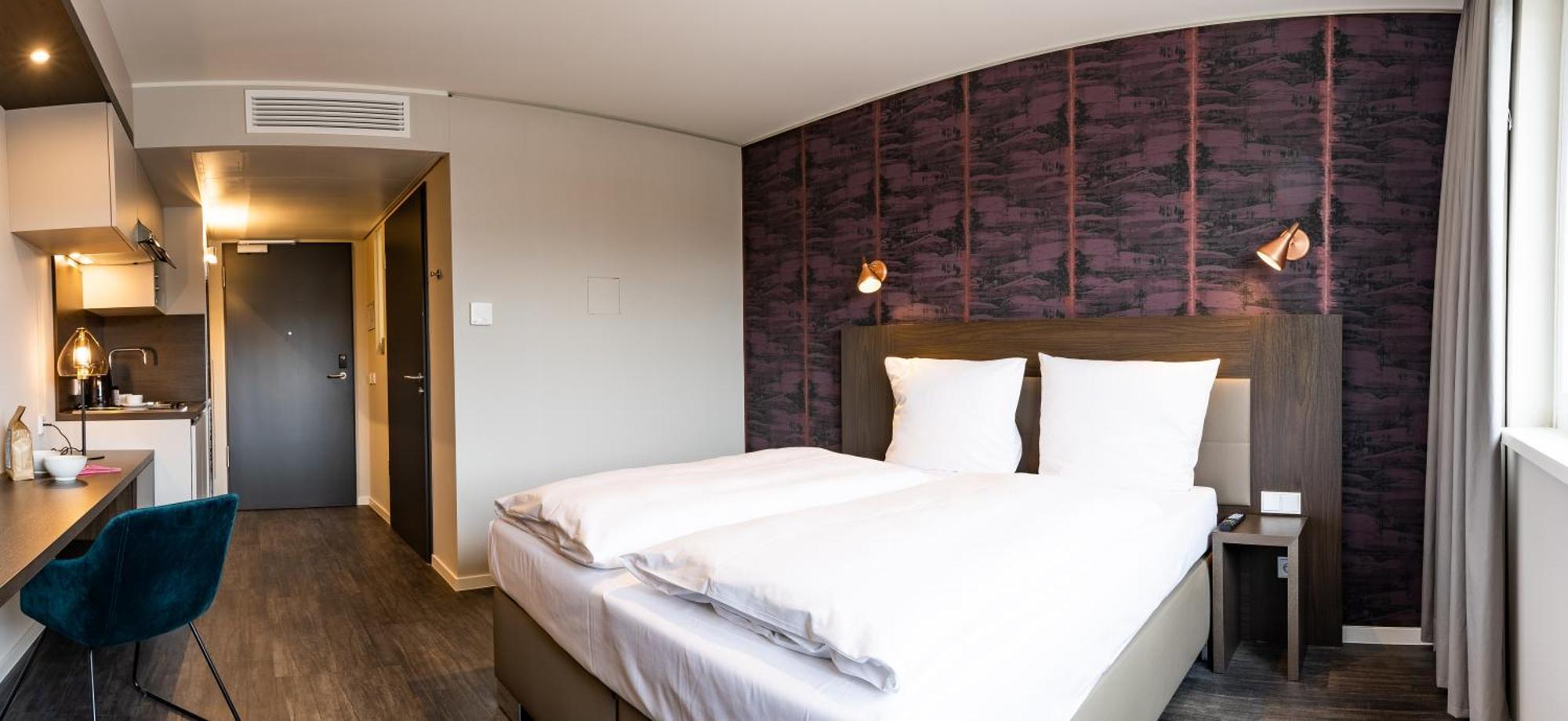 Studio,1287403009:JPEG