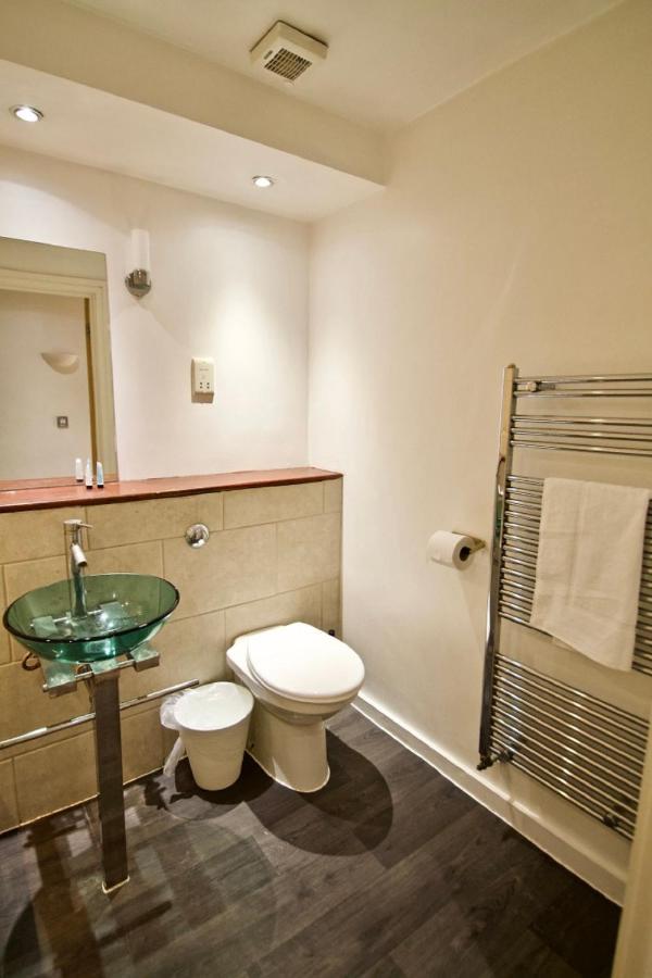 Three-Bedroom Apartment,1293546109:JPEG