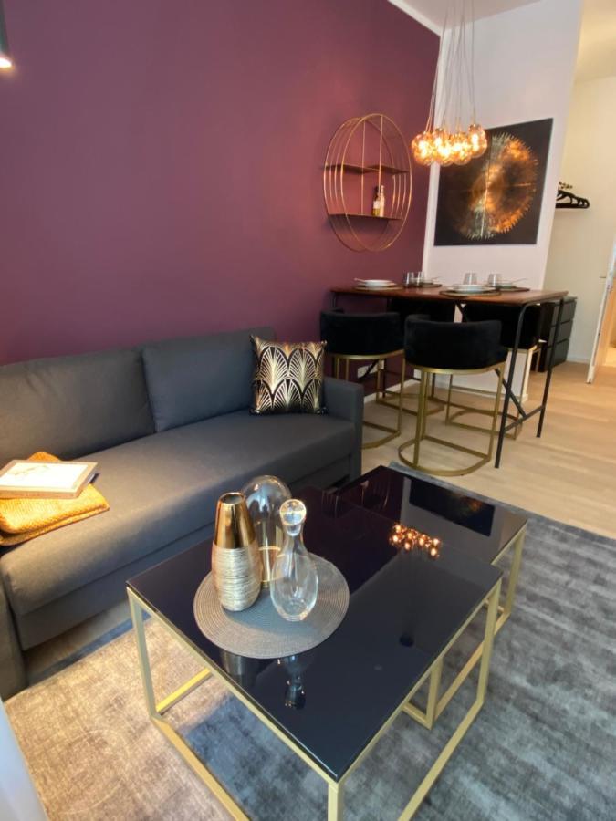 Deluxe Apartment