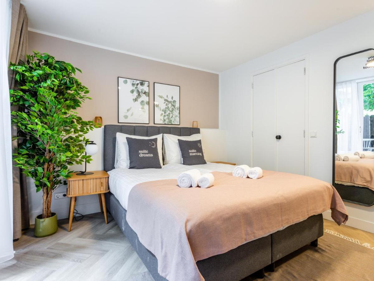 Queen Room with Terrace