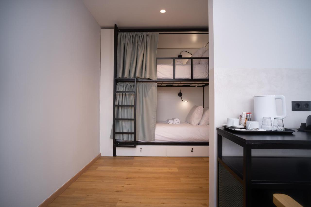 Economy Quadruple Room,1344700859:JPEG