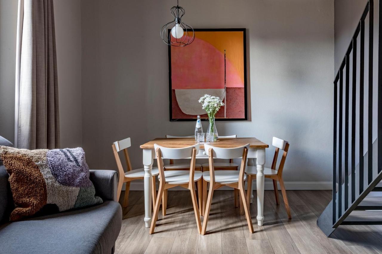 1 Bedroom Apartment with Two Sofa Beds - Duplex