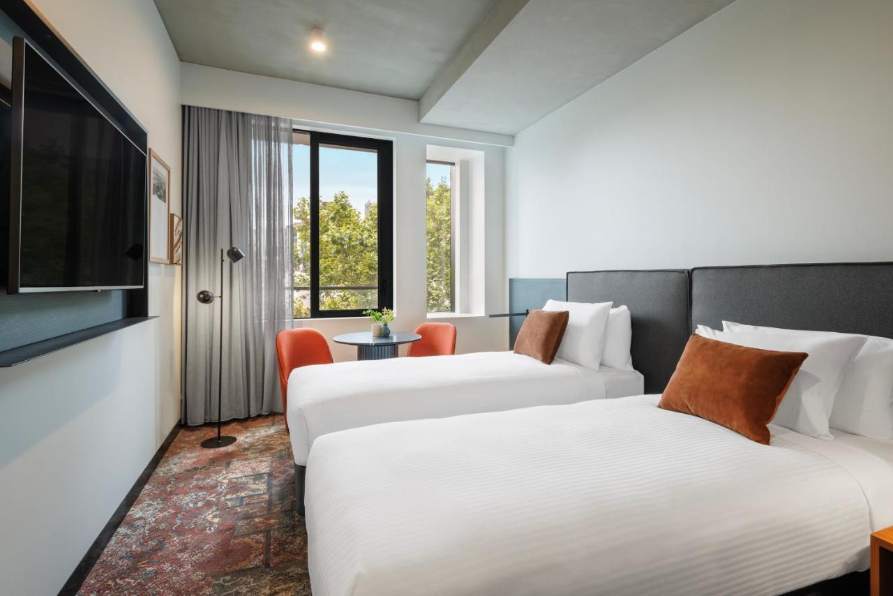 Superior Veriu Suite