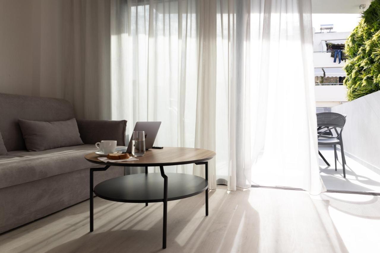 One-Bedroom Suite with Jacuzzi