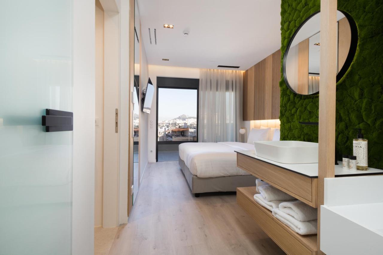 One-Bedroom Maisonette Suite with Jacuzzi