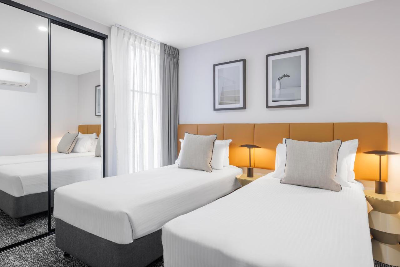 Superior One Bedroom Apartment