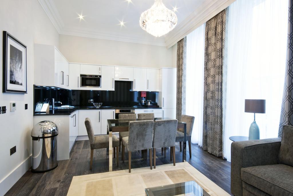 Deluxe Two-Bedroom Apartment