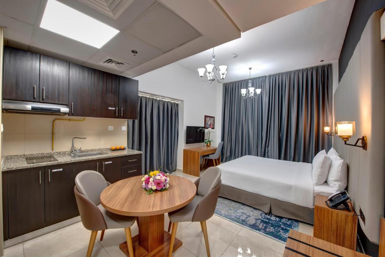Deluxe Studio with Balcony - Guaranteed Early 11am Check-In & Guaranteed Late Check-Out 4pm, 20% Discount on F&B