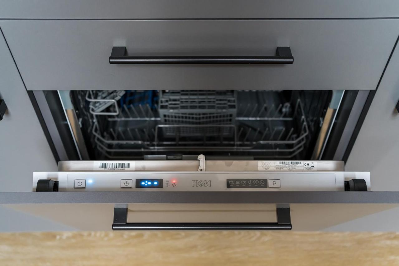 One-Bedroom Apartment,1539224917:JPEG