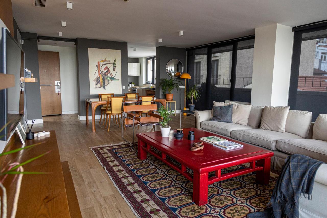 Suite Terrace,1407614585:JPEG