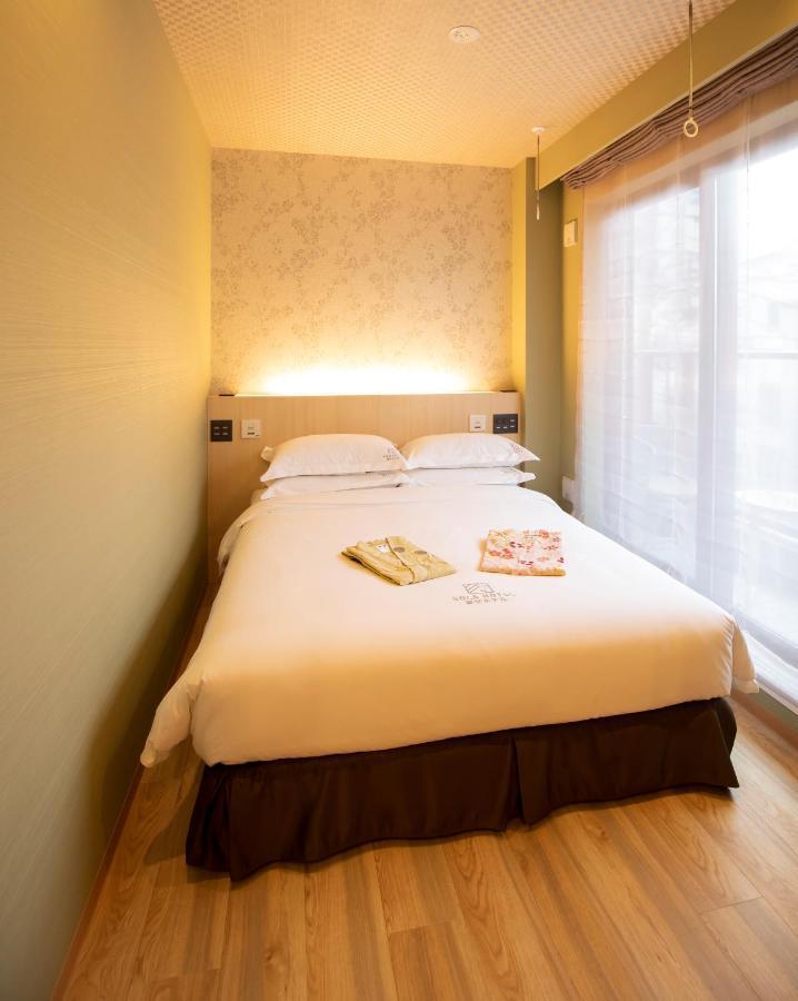 Two-Bedroom Apartment,1585504479:JPEG
