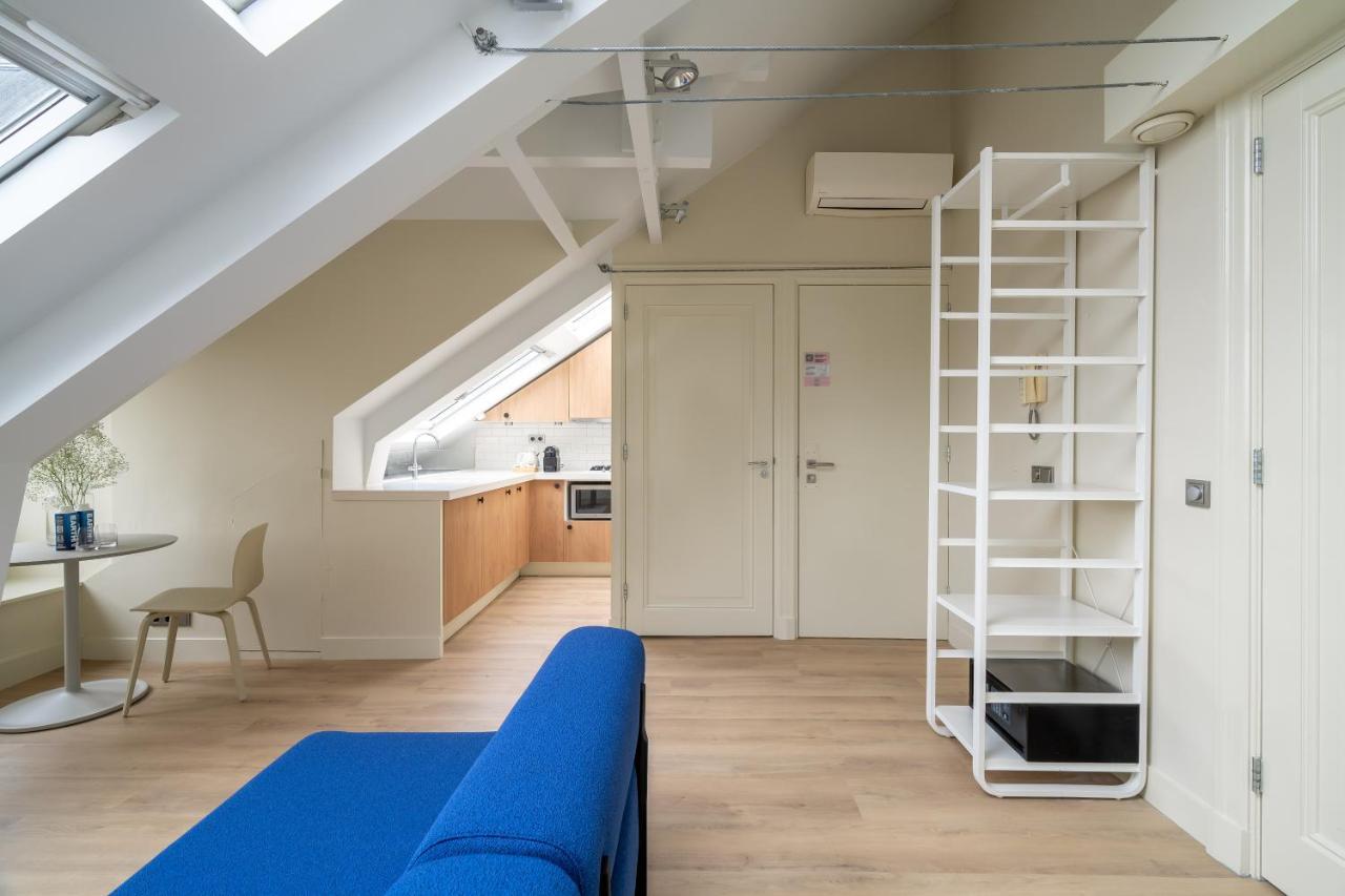 Large Studio Kitchen