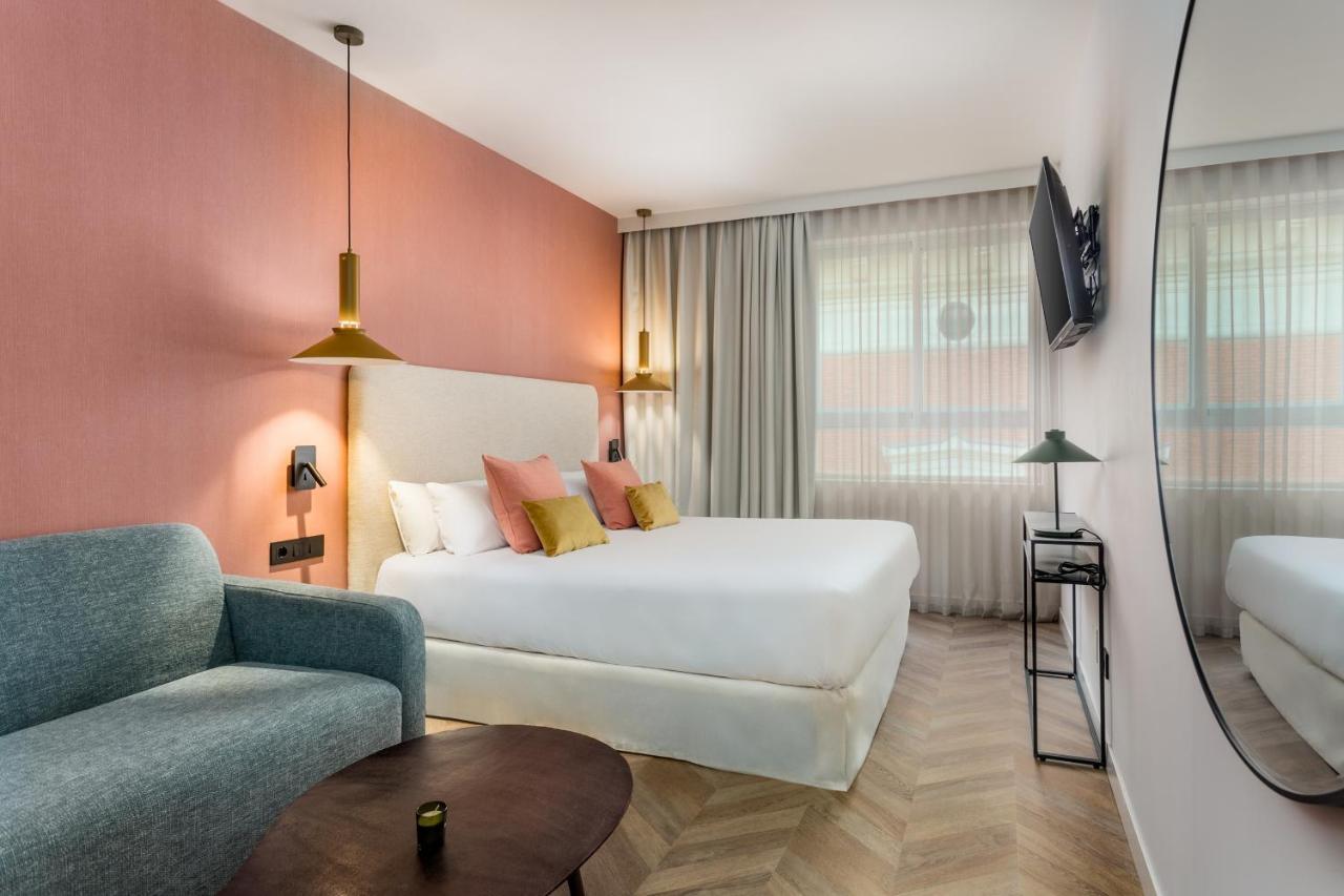 Superior Deluxe Double or Twin Room