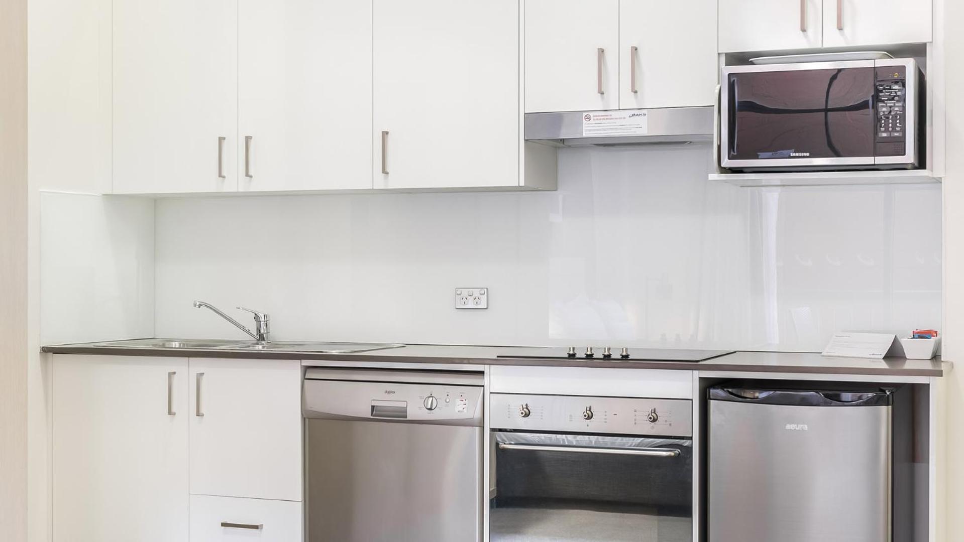 Studio Apartment,1530804172:JPEG