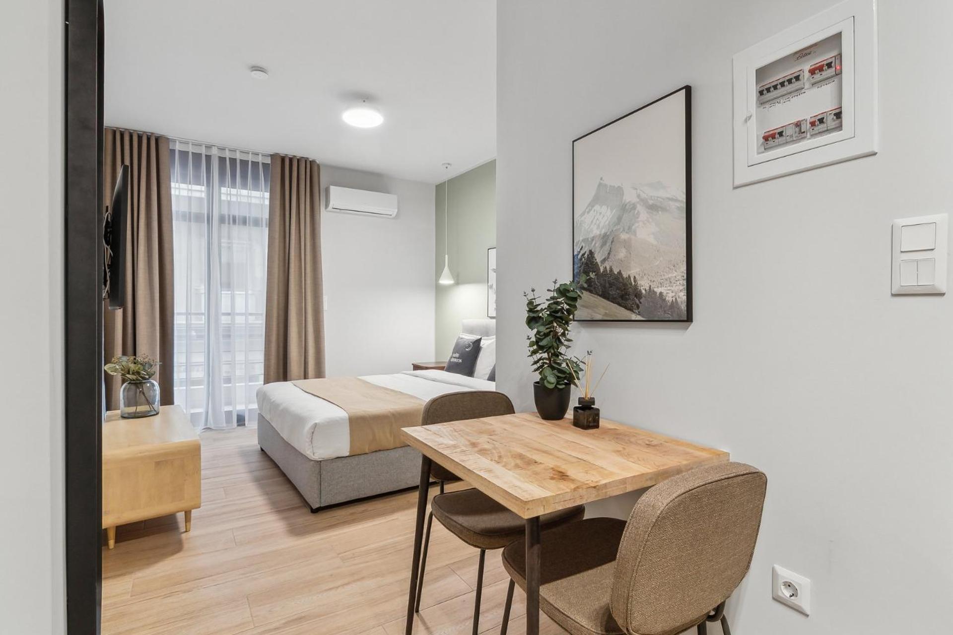 Studio with Balcony,1531792930:JPEG