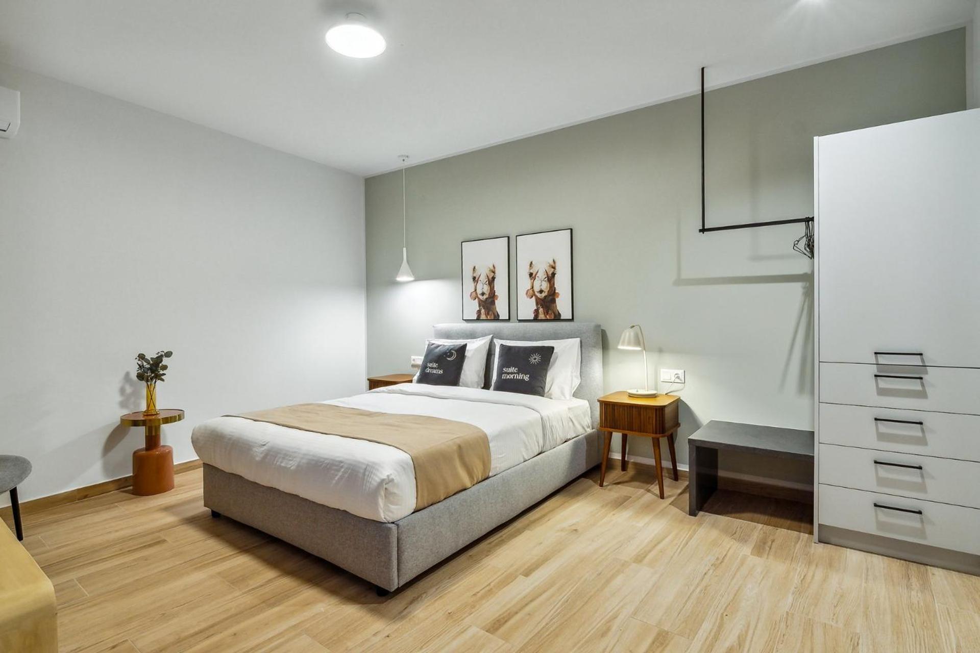 One-Bedroom Apartment with sofa bed,1531793449:JPEG