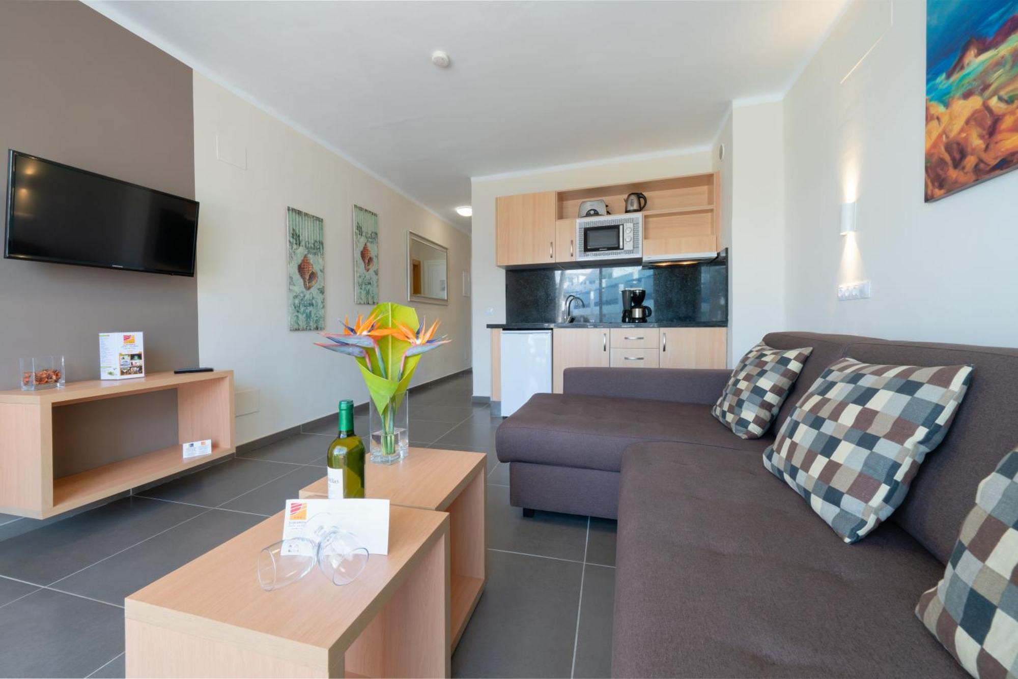 Premium One-Bedroom Apartment (2 Adults)