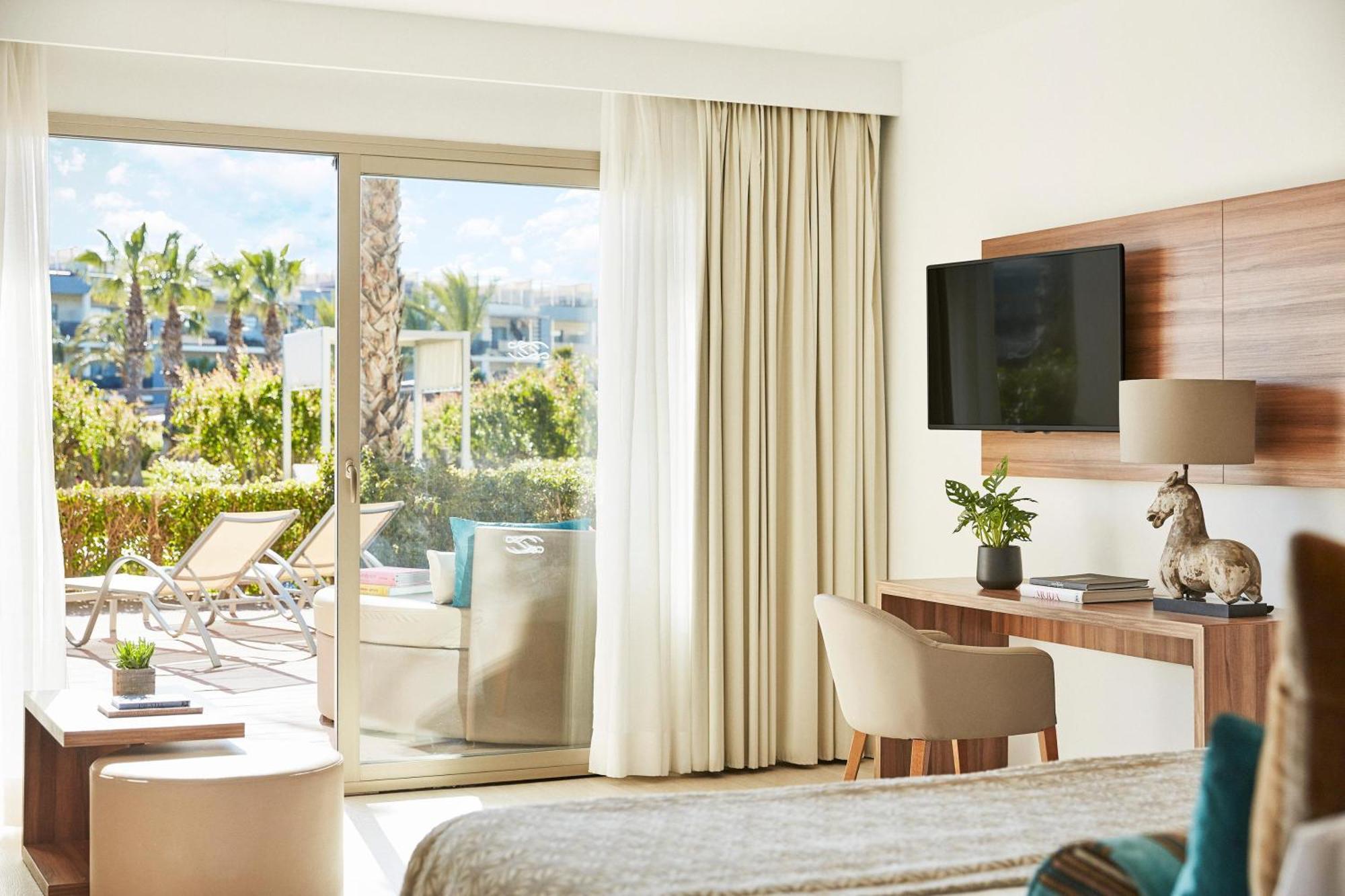 Junior Suite Private Pool