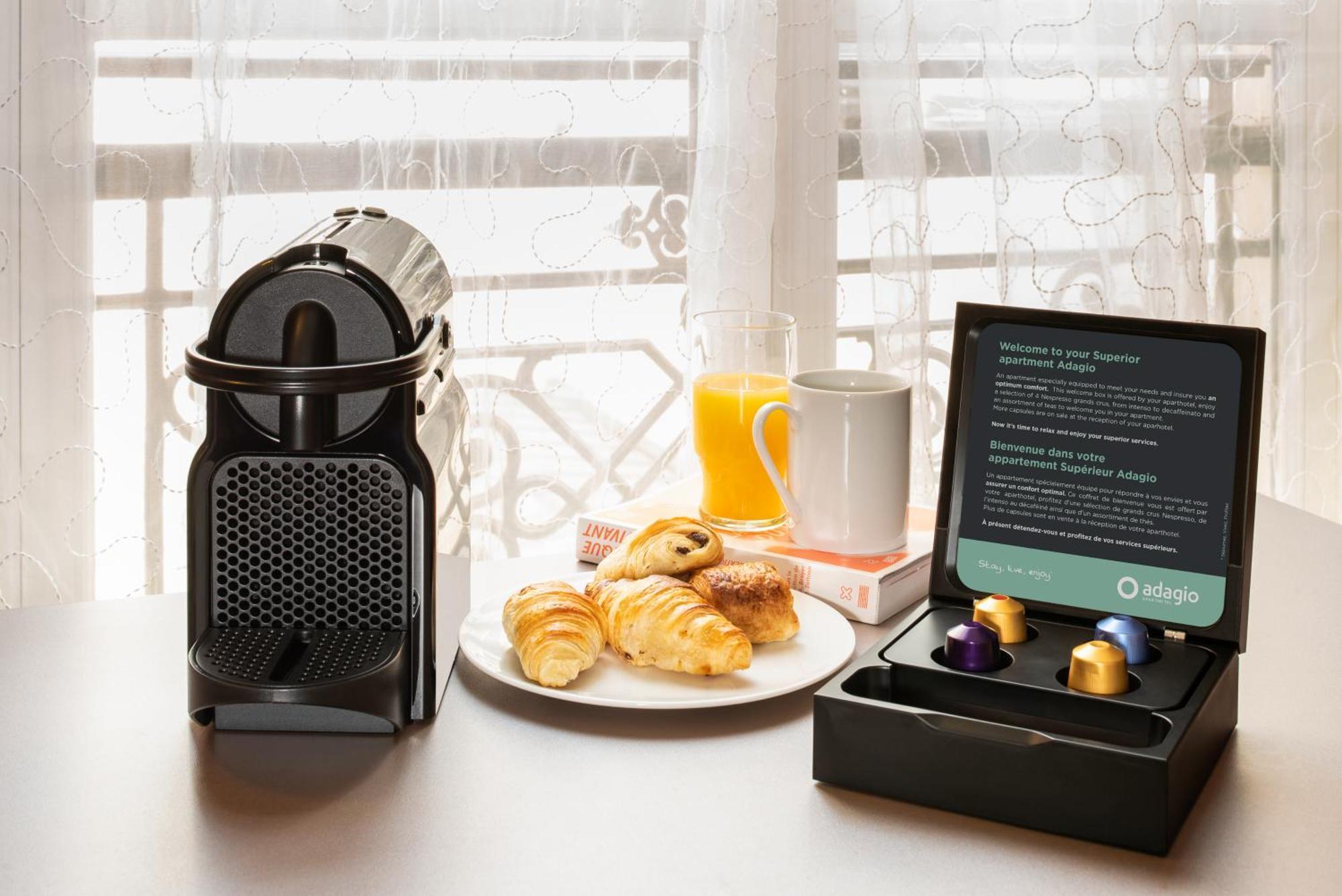 Superior Large Studio (2 Adults),1588055391:JPEG