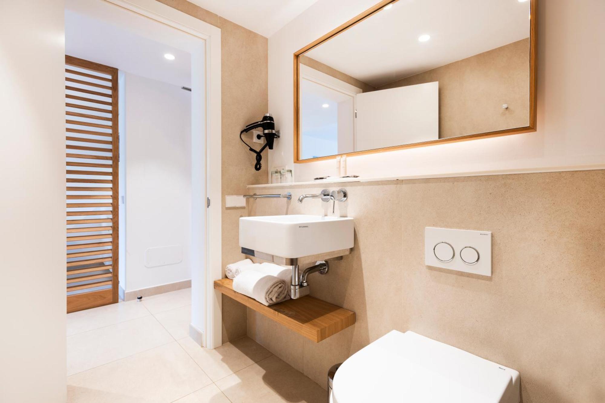 One-Bedroom Family Apartment