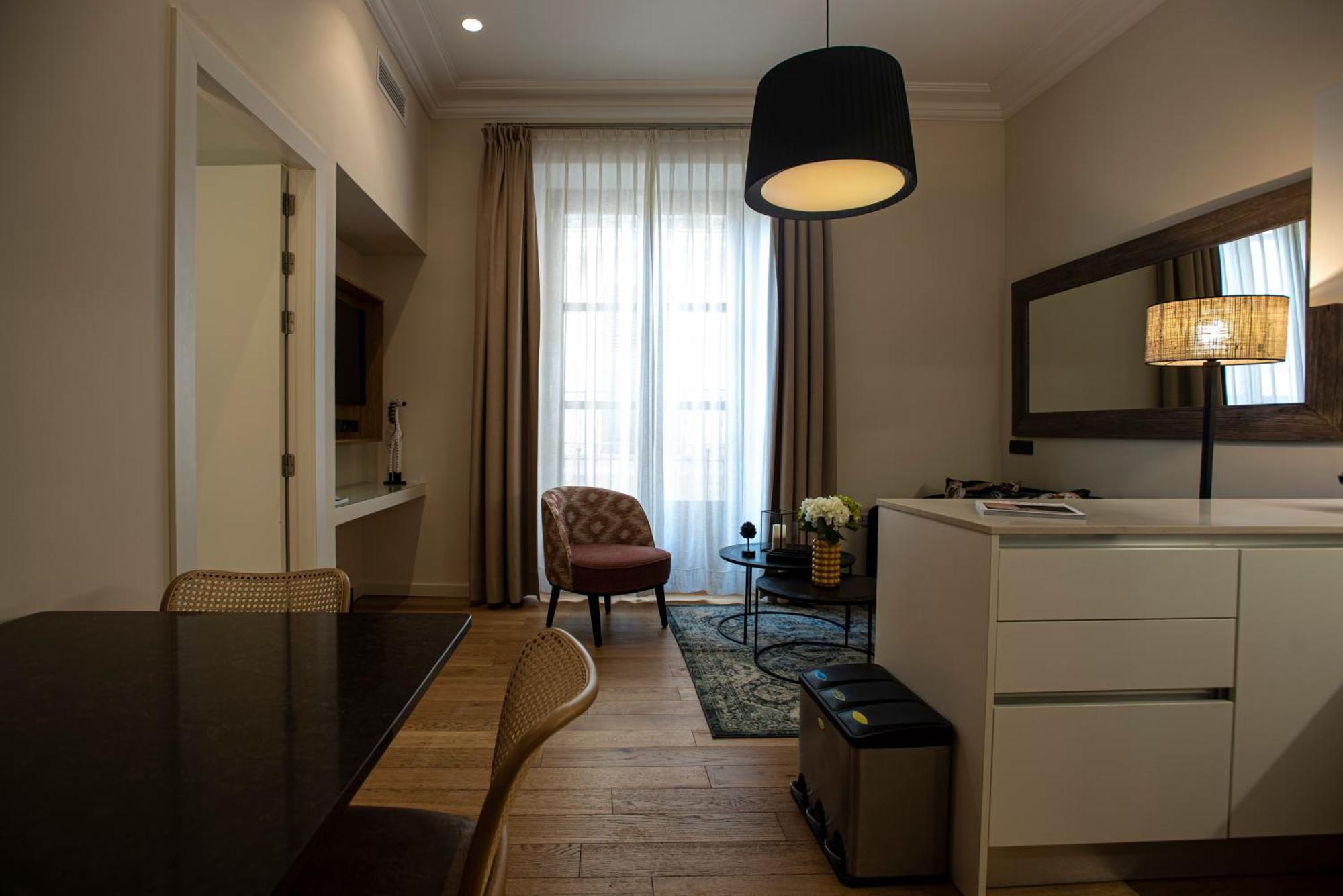 Standard Suite