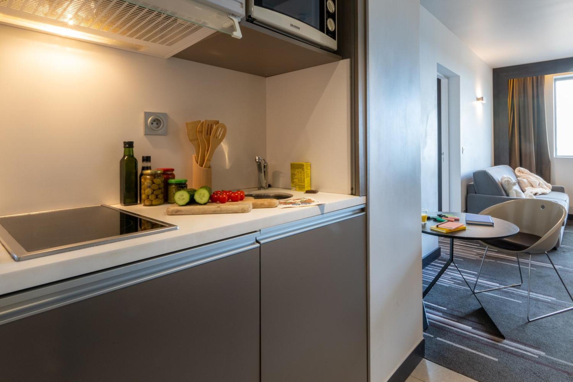 One-Bedroom Apartment