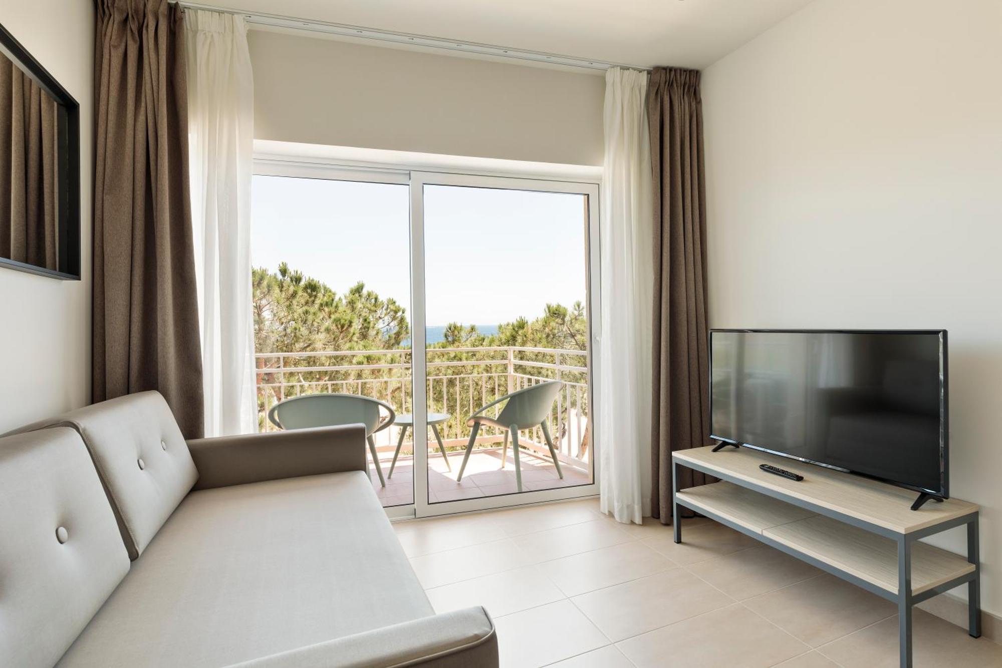 Studio Apartment Sea View