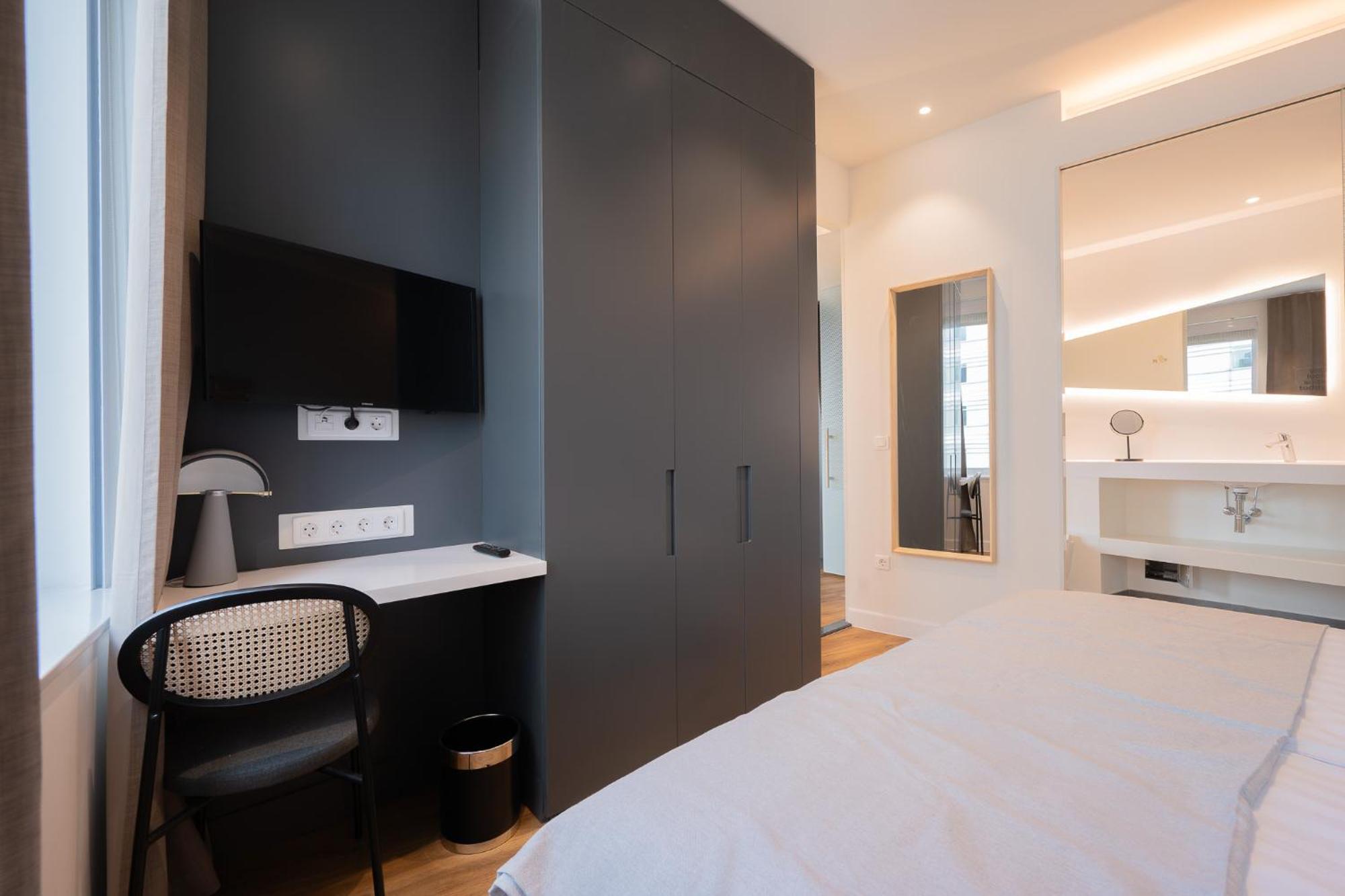 One-Bedroom Suite Sofa Bed