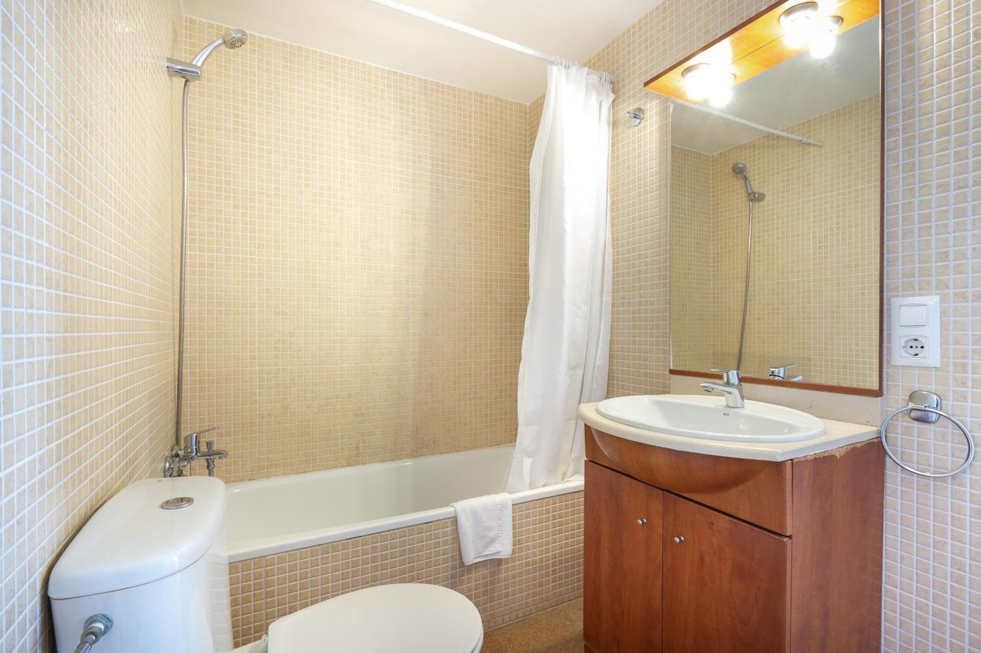 One-Bedroom Economy Apartment up to 10 years old